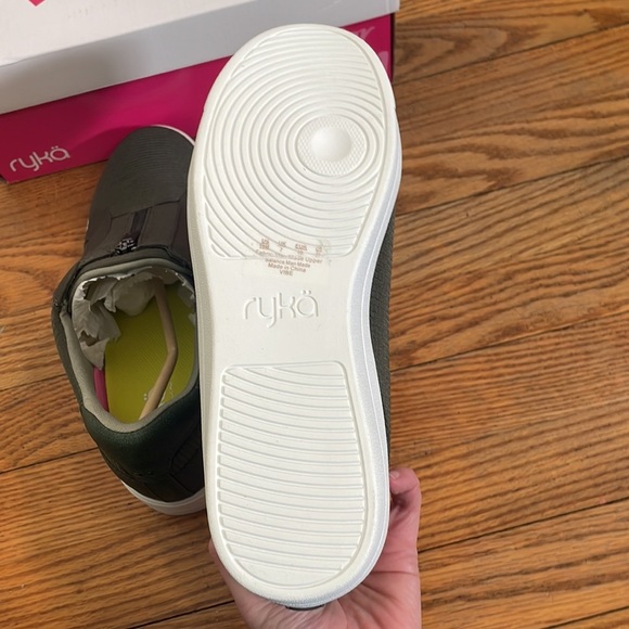 Ryka Vibe Knit Slip On Wedge Sneaker‎ Alpine Green size 10M NWT - Picture 6 of 9